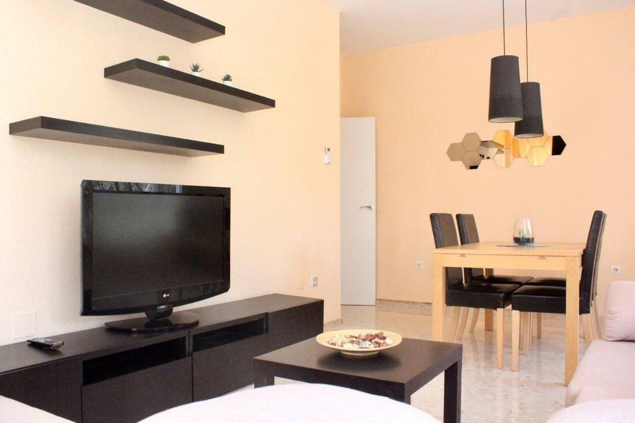 Apartmán Renovado Y Muy Cerca Del Centro Urbano Màlaga Exteriér fotografie