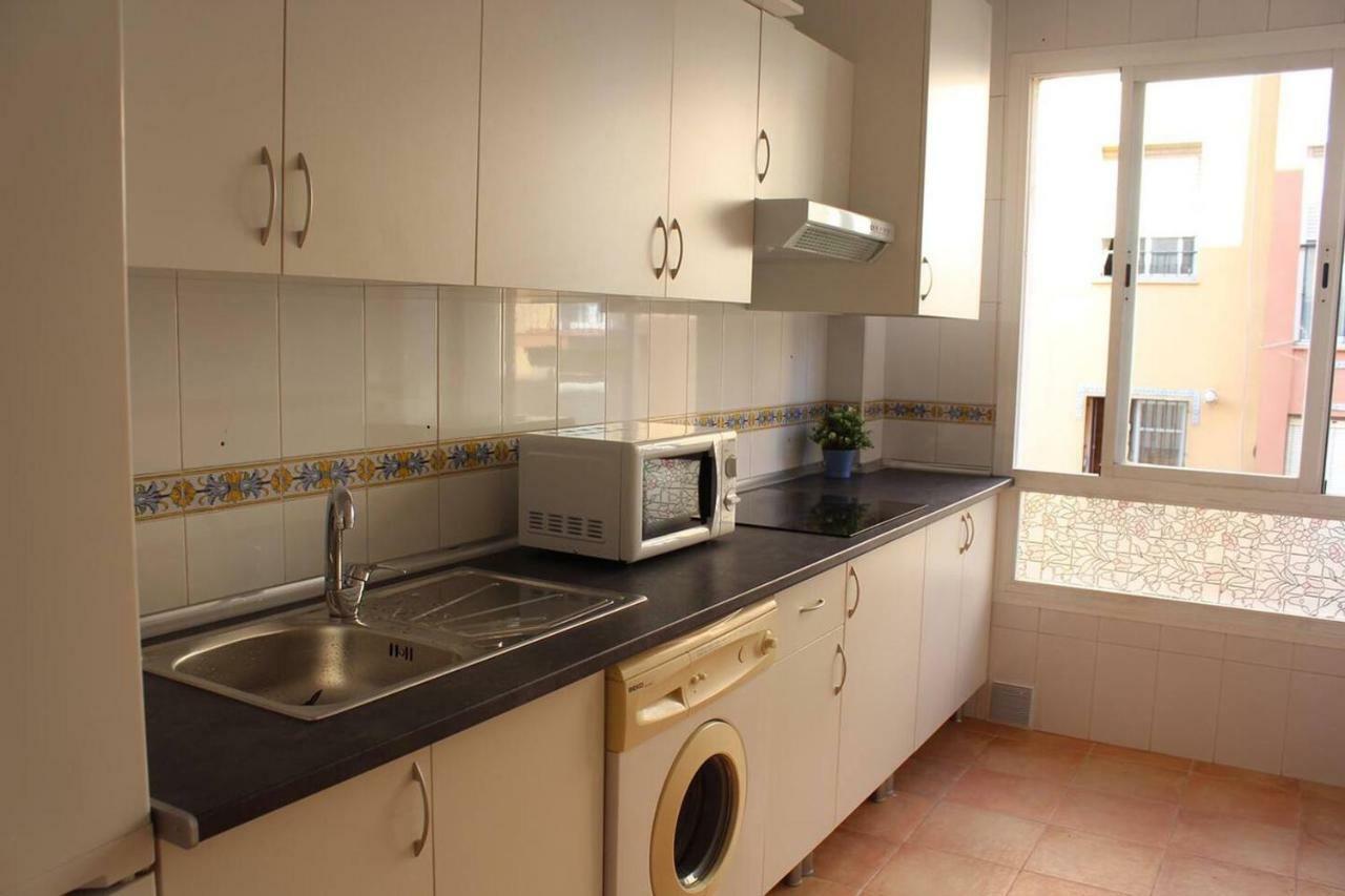 Apartmán Renovado Y Muy Cerca Del Centro Urbano Màlaga Exteriér fotografie